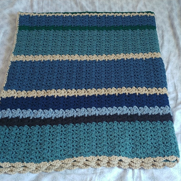 Knitted blanket - Picture 3 of 4